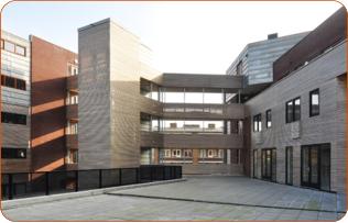 Binnenplaats van een nieuwbouwproject